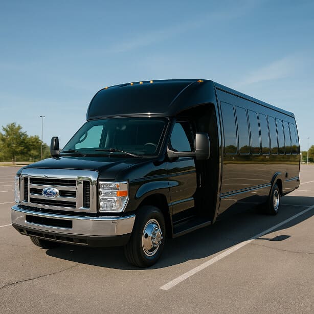 Everett Coach Bus Service 18 Passenger Minibus