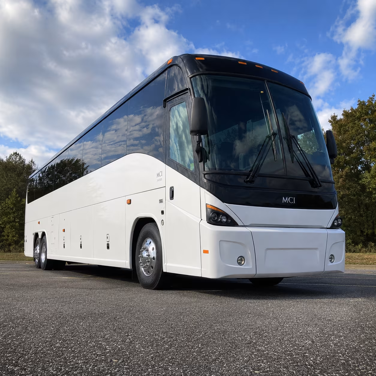 charter bus minibus transfers to paine field snohomish county airport pae