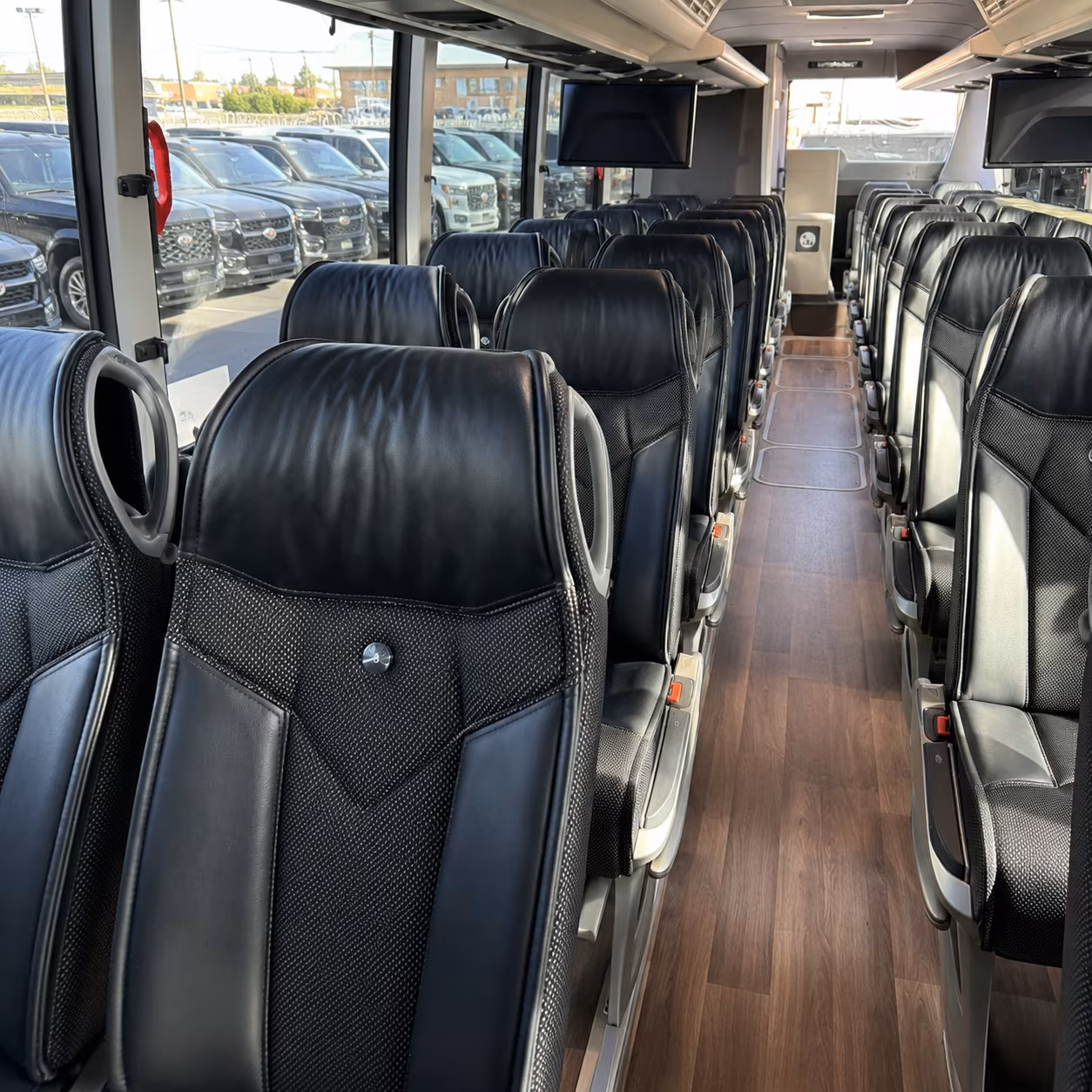 charter buses and party buses to everett silvertips hockey games