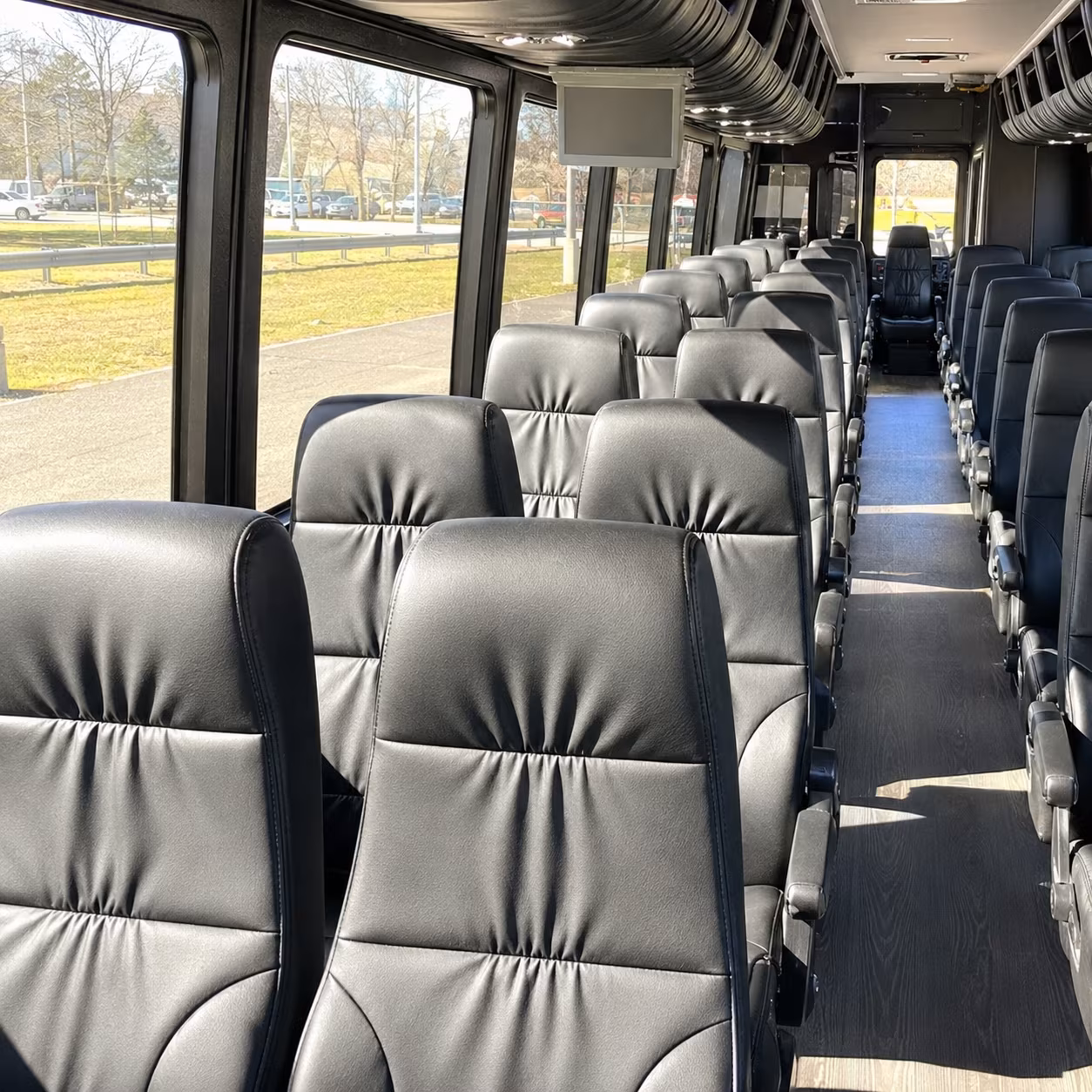 corporate wine tour bus rentals in everett washington