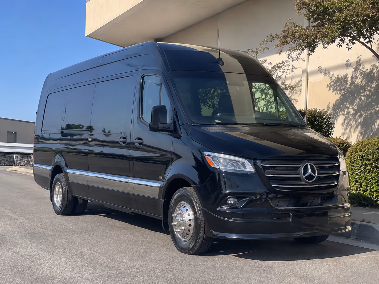 everett long distance transportation