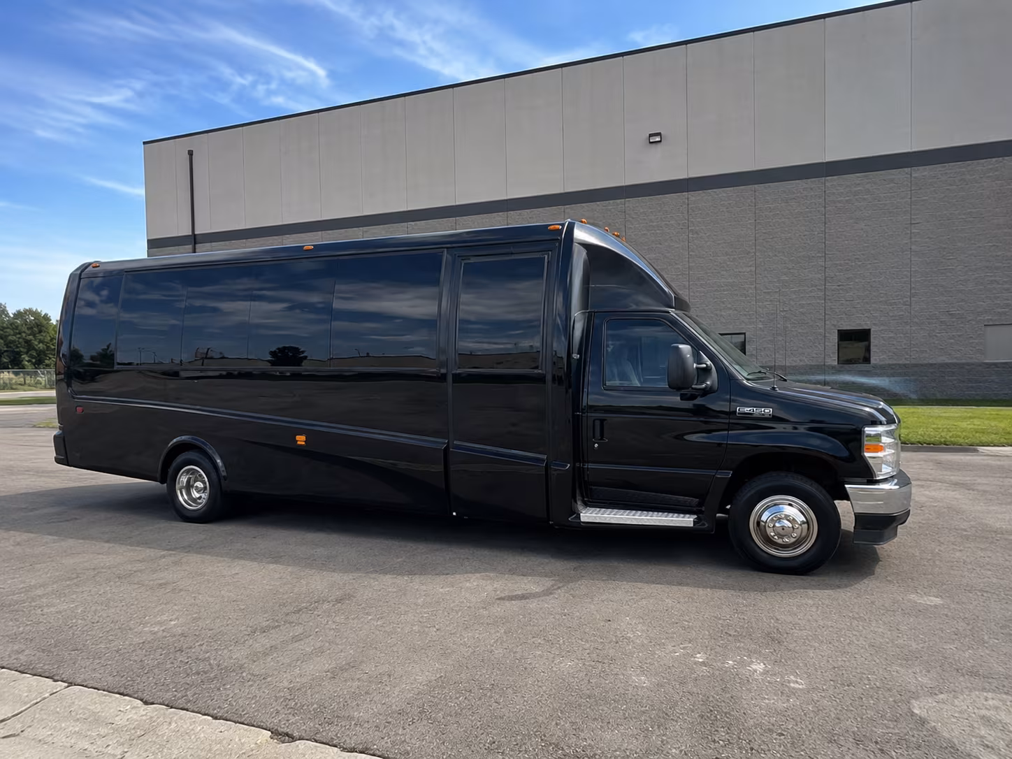 everett prom transportation