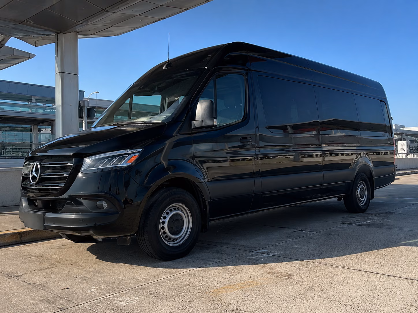 everett sprinter van with driver