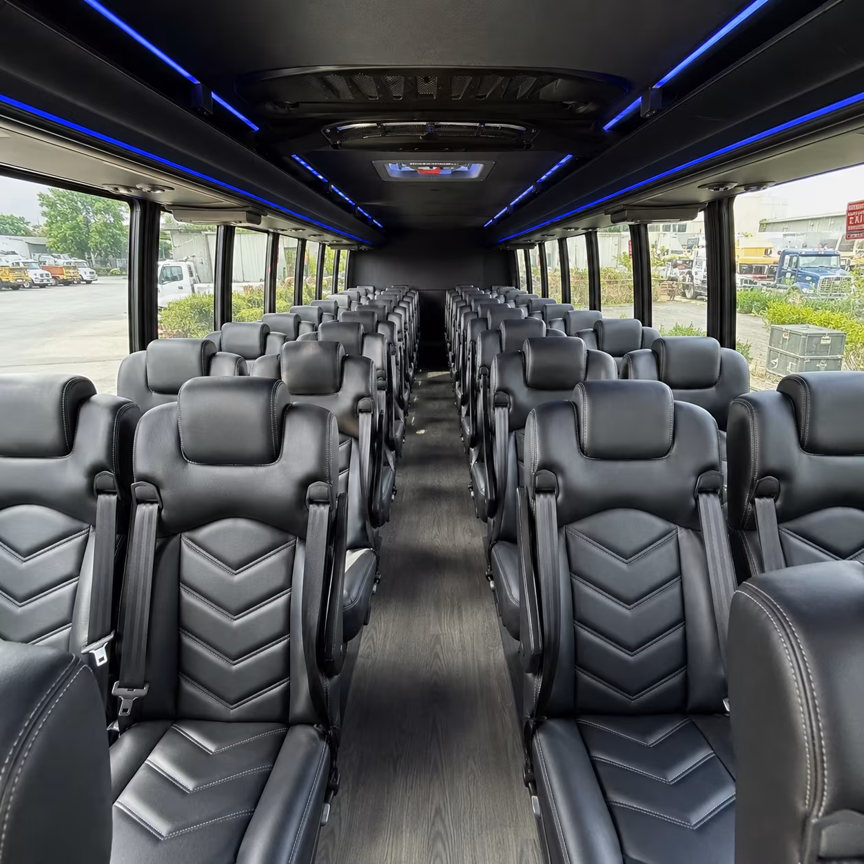 explore cascade foothills wineries by bus from everett