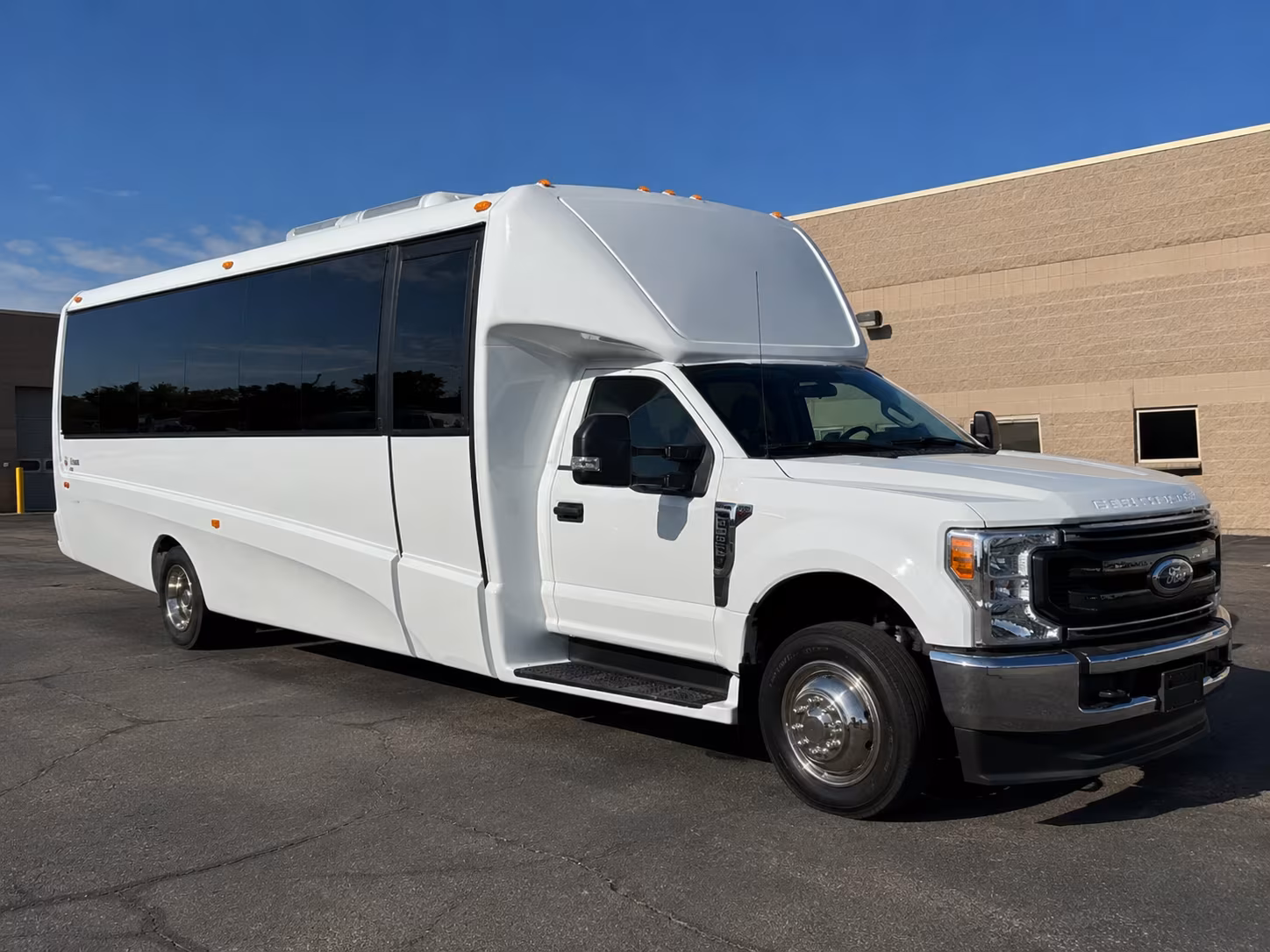 field trip buses to boeing and aviation destinations near everett