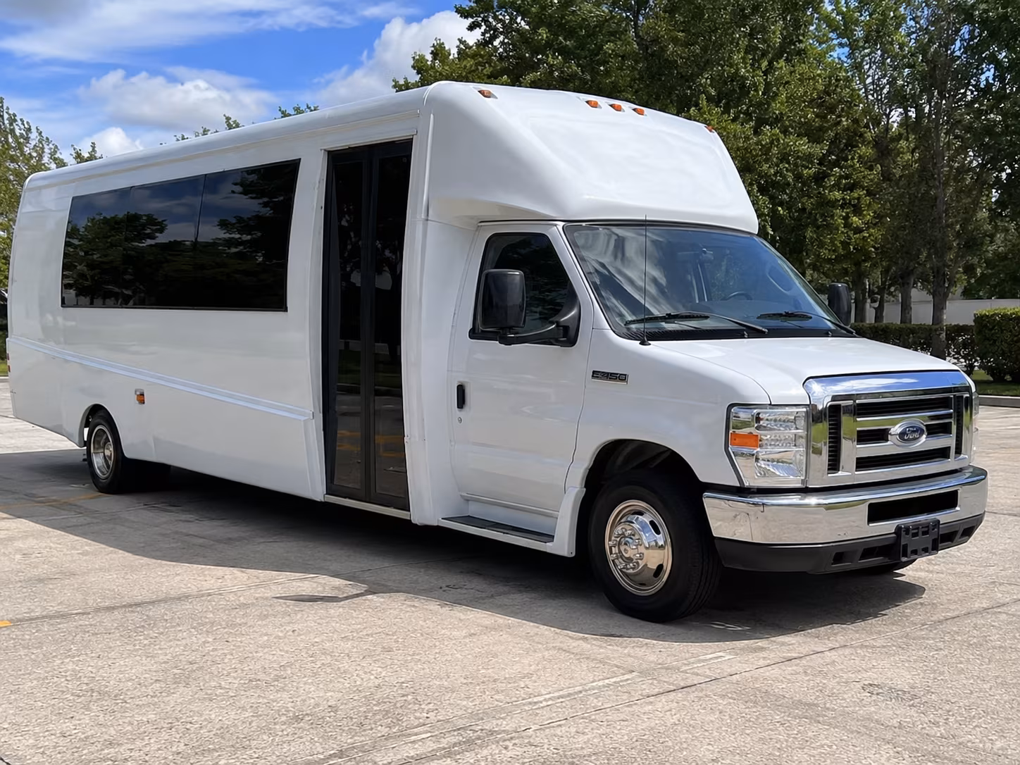 tulalip resort casino everett party bus rental